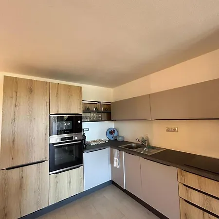 Apartment Camaru Cantu *